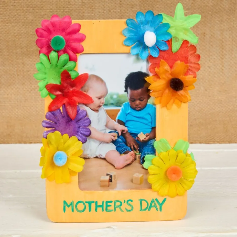 Colorations® Wooden Standing Frames - Set of 12