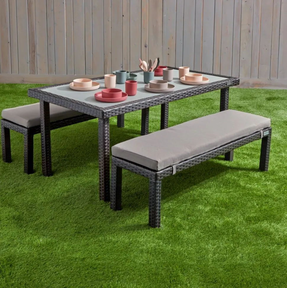 Excellerations® Outdoor Wicker Dining Set 21" (Preschool Height)