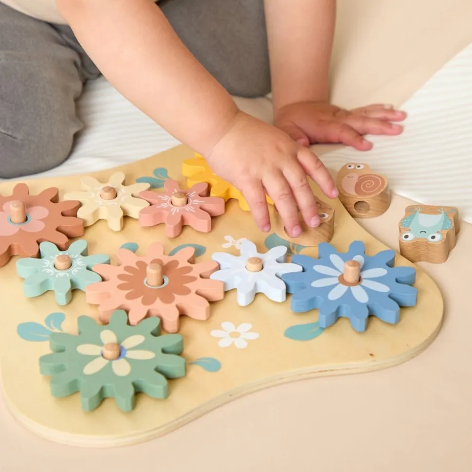 Excellerations® Turning Gears Wooden Panel