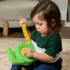 How Long Is It? Measuring Tape in Inches & Centimeters