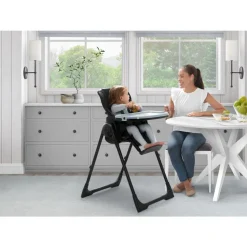 Jeep Classic Convertible 2-in-1 High Chair