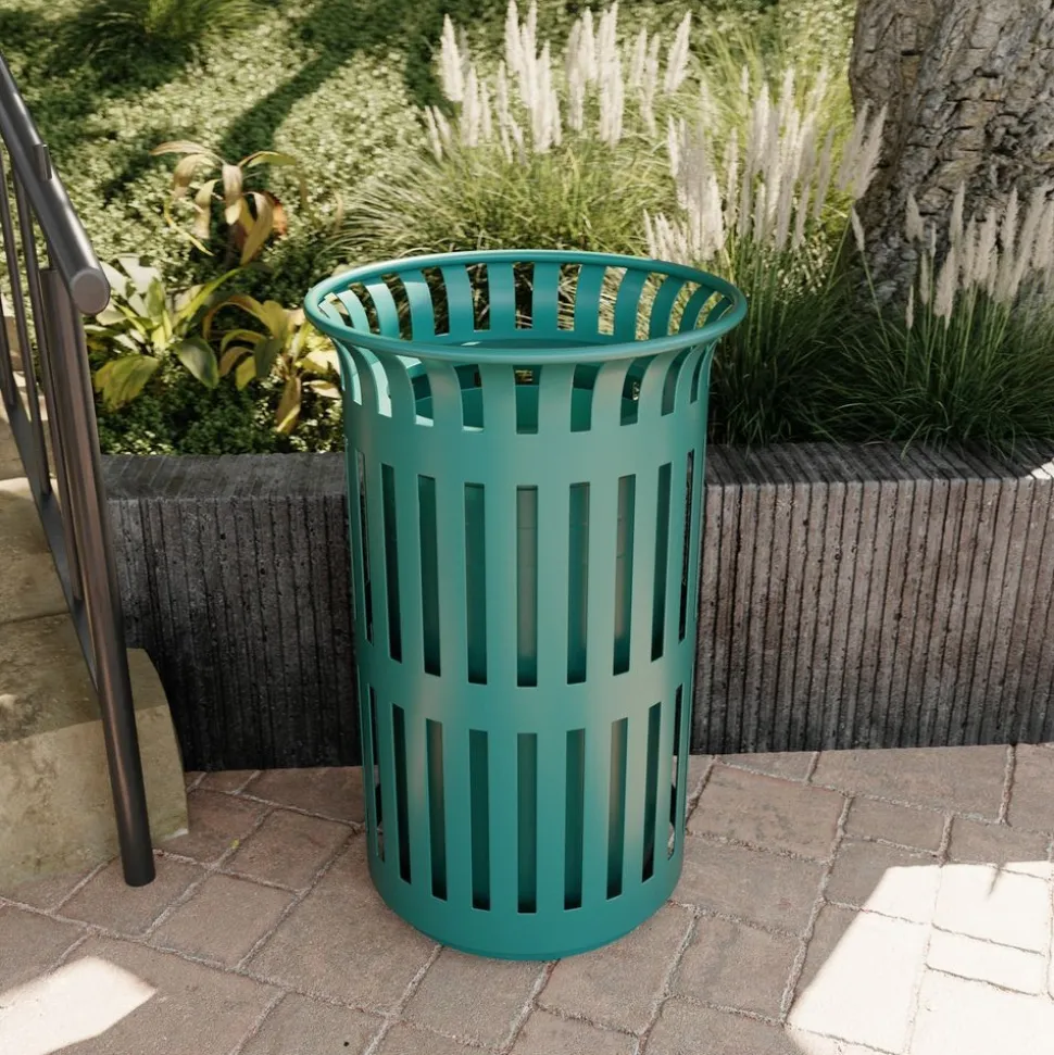 Outdoor 37 Gallon Trash Can Green