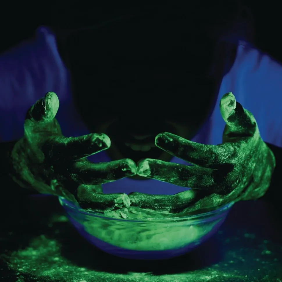 Steve Spangler Science® Glow Powder Kit and Black Light - 1 multi-item kit