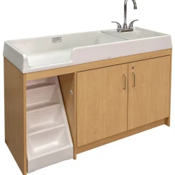Walkup Changing Center - Maple/Maple